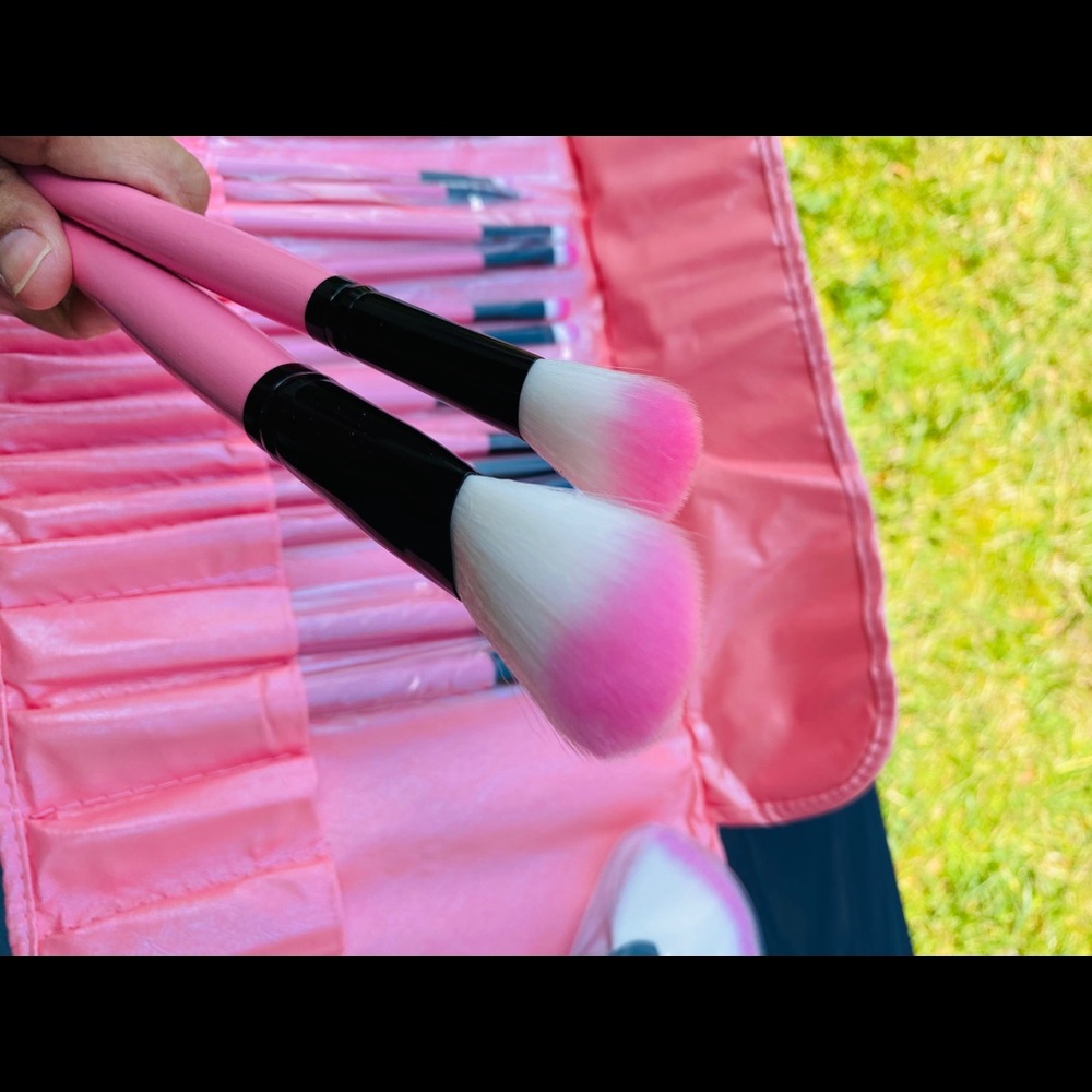 Makeup brushes - Picture 2 of 15